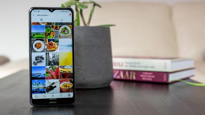 Màn hình Nokia 2.4 rất ấn tượng