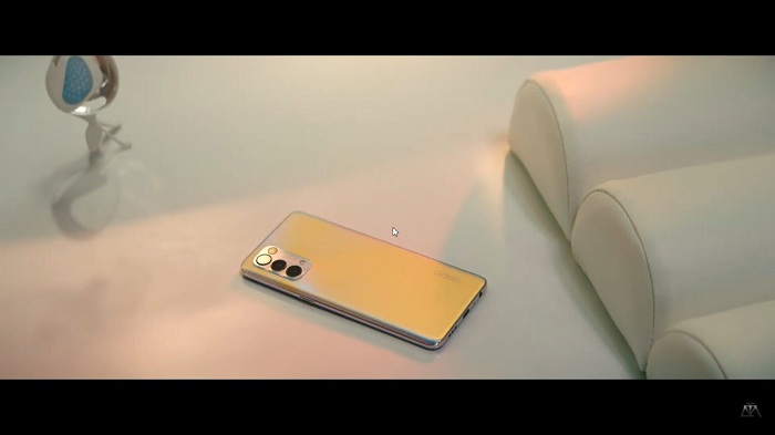 Cận cảnh mặt lưng OPPO Reno5