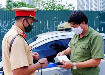 cách tra cứu phạt nguội trên điện thoại