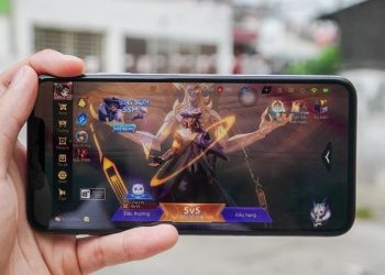 đánh giá chi tiết iPhone XS Max lên iOS 14.2