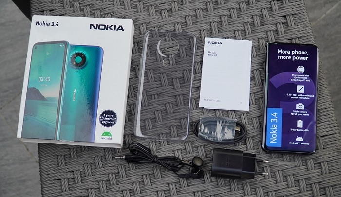 Phụ kiện đi kèm đầy đủ của Nokia 3.4