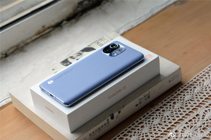 Cận cảnh Xiaomi Mi 11