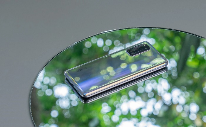 Vivo V19 nhỉnh hơn Galaxy A51 một chút về pin