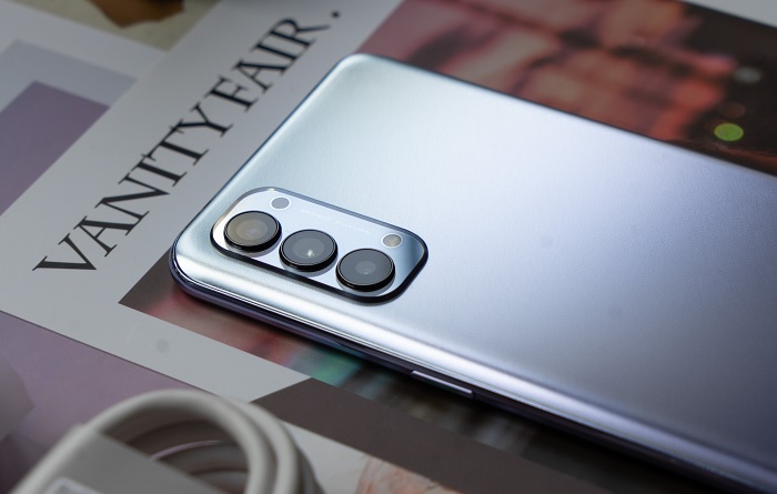 Hệ thống bốn camera bao gồm camera chính 48MP, camera góc rộng 8MP, camera macro 2MP và camera mono color 2MP OPPO được trang bị cho Reno4