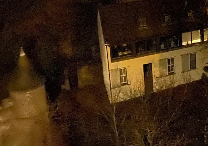 Ảnh crop từ iPhone 11 Pro