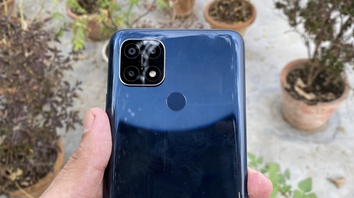 Mặt lưng máy (ảnh mình họa OPPO A15)