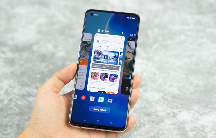 OPPO Reno5 cho trải nghiệm đa nhiệm rất tốt
