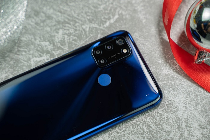 Cận cảnh camera sau trên Realme C17