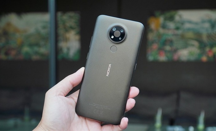 Cụm camera sau tròn trịa đem đến sự mềm mại cho Nokia 3.4