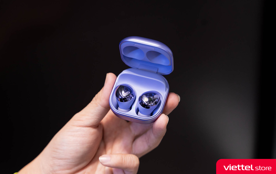 Cận cảnh Galaxy Buds Pro