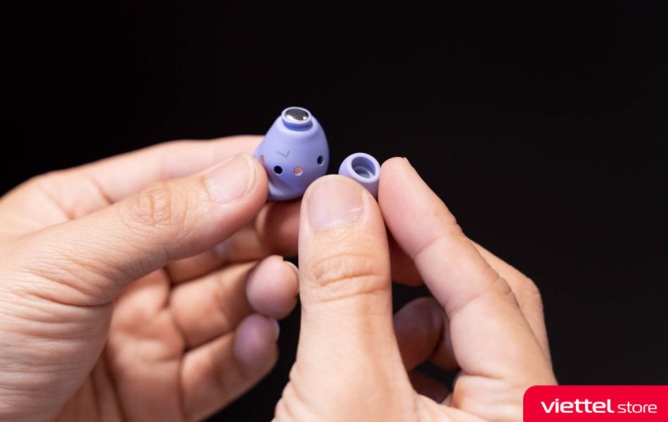 Cận cảnh Galaxy Buds Pro