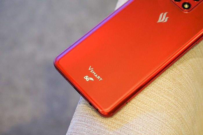 Mặt sau của Aris 5G Pro