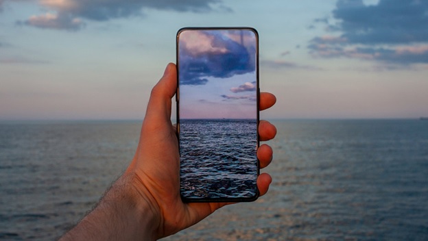 Ảnh minh họa smartphone tương lai của Bphone