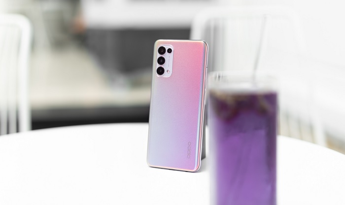 OPPO Reno5 chỉ nặng 171g và dày 7,8mm