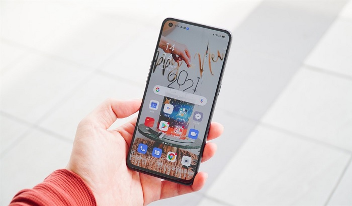 Màn hình OPPO Reno5 đem đến trải nghiệm xem phim và chơi game rất tuyệt