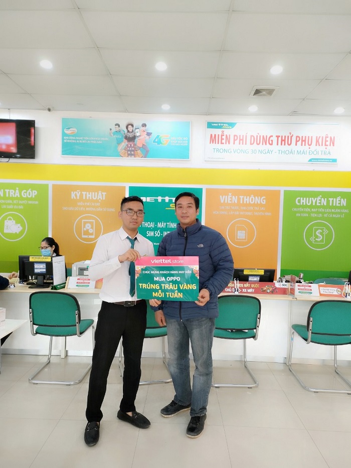 Khách hàng Trần văn hòa trúng thưởng tại siêu thị VPC22