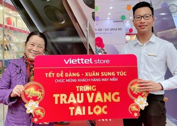 Rất nhiều khách hàng trúng trâu vàng khi mua hàng tại Viettel Store