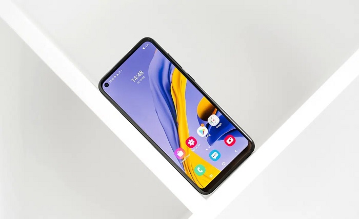 Mặt trước của Galaxy M11