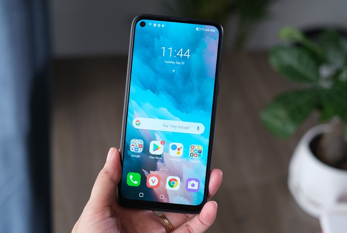 Máy được trang bị vi xử lý Snapdragon 665 mang lại hiệu năng cực mạnh mẽ và tiết kiệm pin