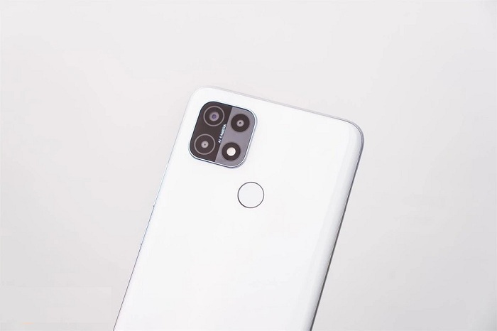 Cận cảnh camera sau trên OPPO A15