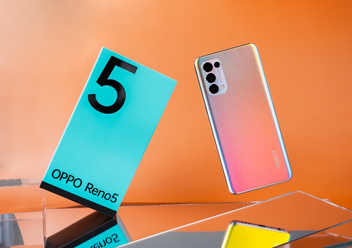 Mặt lưng của OPPO Reno5 trẻ trung, mới mẻ hơn