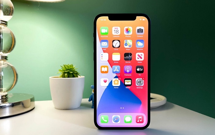 Hiệu suất của Mi 11 và iPhone 12 không có nhiều khác biệt nhờ tối ưu về phần mềm