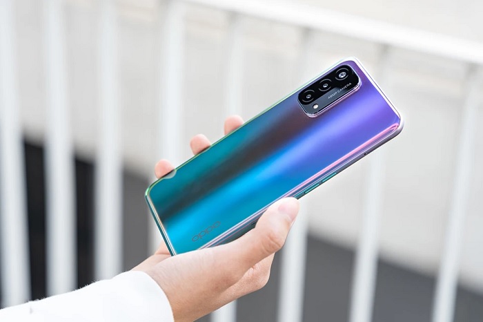Cận cảnh diện mạo mặt lưng OPPO A93