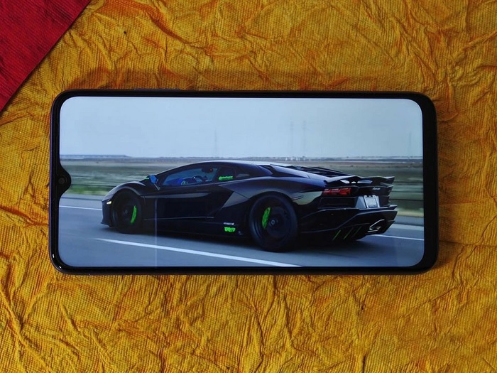 Màn hình lớn cho trải nghiệm giải trí, xem phim cực đã