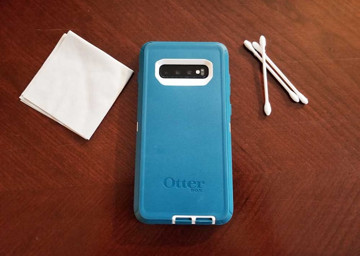 Các vật dùng cần thiết để vệ sinh camera điện thoại