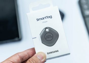 Mở hộp Galaxy SmartTag