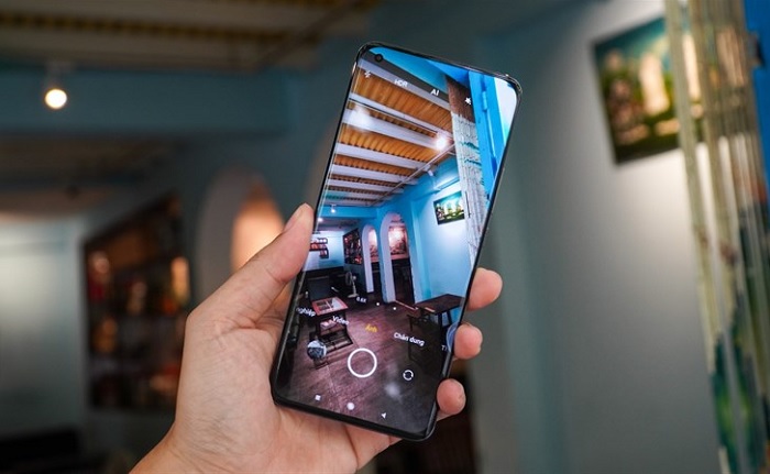 Màn hình tràn viền ấn tượng