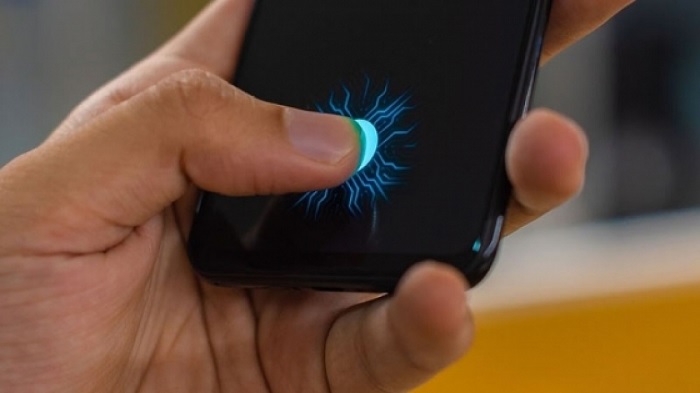 Các công nghệ mở khóa hiện tại khá đa dạng như Face ID, cảm biến vân tay dưới màn hành…