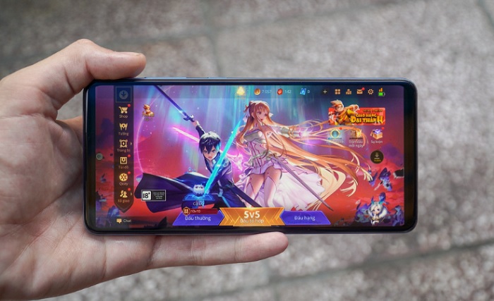 Galaxy A72 chơi game mượt mà, không giật và lag