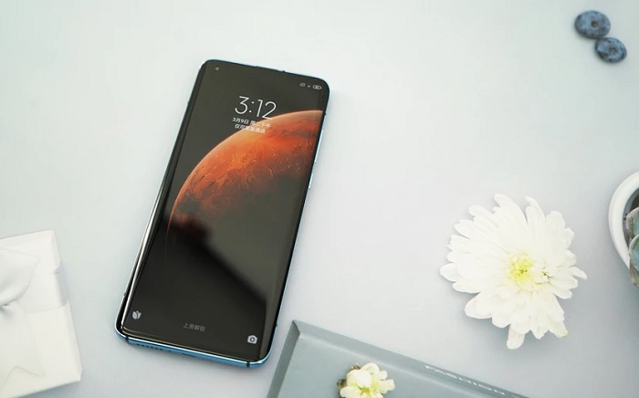 Mặt trước của Xiaomi Mi 10S