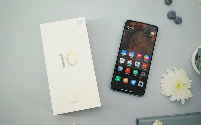 Xiaomi Mi 10S RAM 8GB/ROM 128GB giá khoảng 11,7 triệu đồng, bản 256GB giá khoảng 12,4 triệu đồng và phiên bản Ram 12GB giá khoảng 13,5 triệu đồng và người dùng có thể lựa chọn bộ sạc 33W đi kèm hộp hoặc không