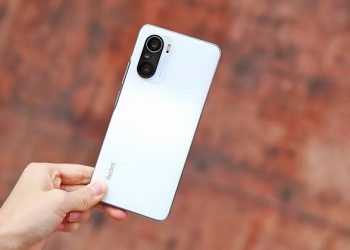 Trên tay Xiaomi Redmi K40 Pro: Smartphone sở hữu chip Snapdragon 888 mạnh nhất trong phân khúc