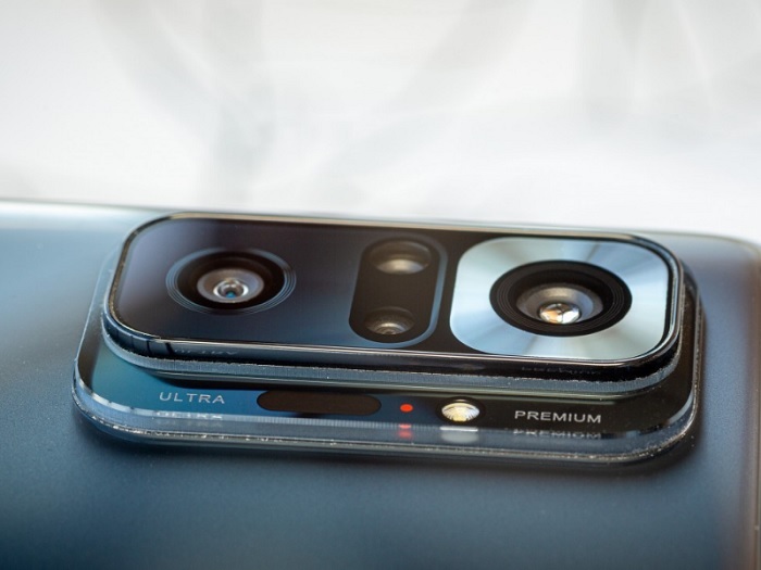 Cụm camera sau của máy