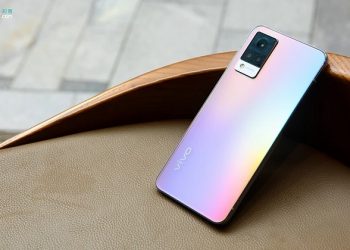 Trên tay Vivo S9