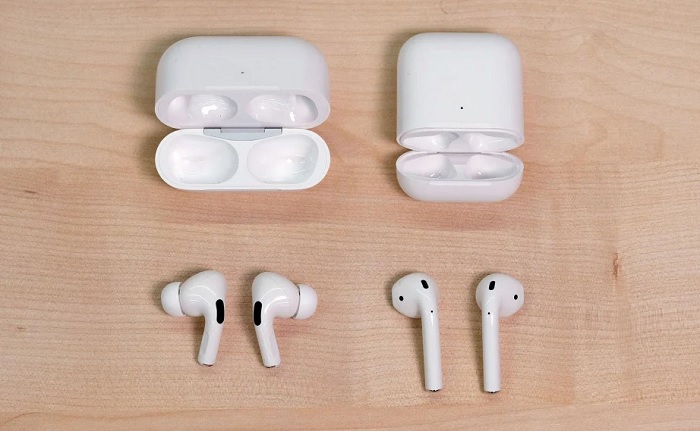 AirPods 2 bên phải và AirPods Pro bên trái