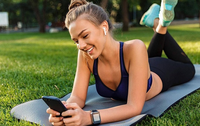 AirPods 2 và AirPods Pro hỗ trợ rất tốt cho việc tập luyện