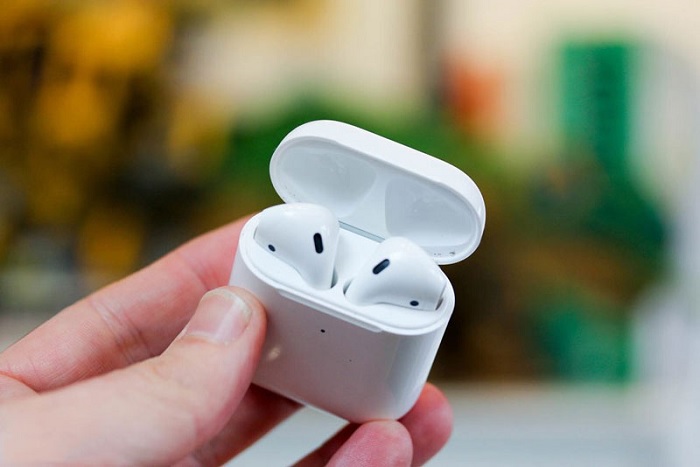 Cách sạc tai nghe AirPods
