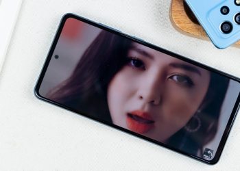 Đánh giá Galaxy A72