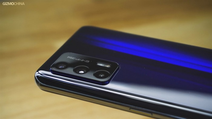 Realme GT 5G được trang bị cụm camera sau giống K40 Pro
