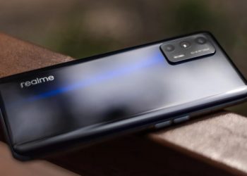 Đánh giá chi tiết Realme GT 5G