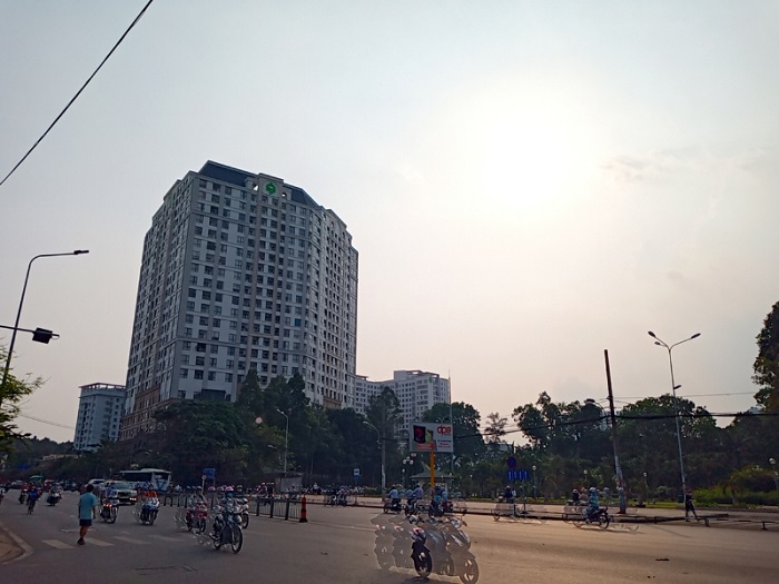 Ảnh chụp ngược sáng cho chất lượng ở mức tạm ổn