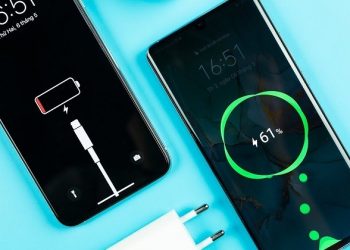 lỗi sạc pin iPhone bị tụt