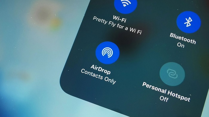 Lý do nên tắt Airdrop trên iOS