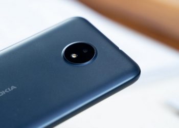 Mở hộp Nokia C20