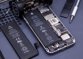 thay pin dung lượng cao cho iPhone