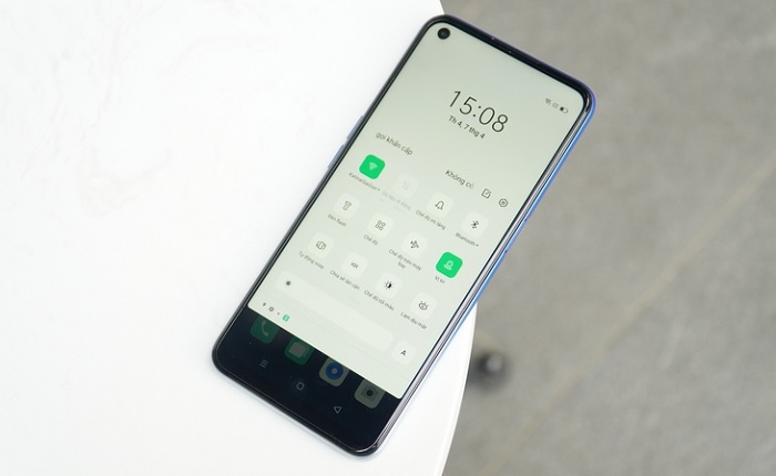 OPPO A54 được trang bị viên pin 5.000 mAh, được hỗ trợ sạc nhanh 18W cho phép người dùng sử dụng máy lên đến 2 ngày